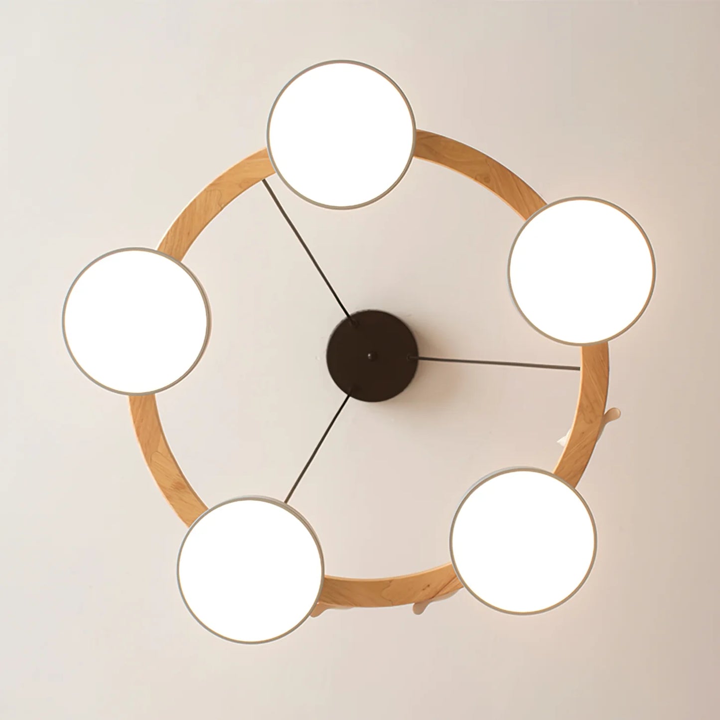 Chandelier Wood Frame in Modern Style | Sienaro