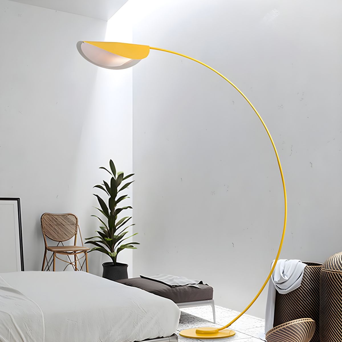 Floor Lamp Metal Arched Minimalist Design | Mavira