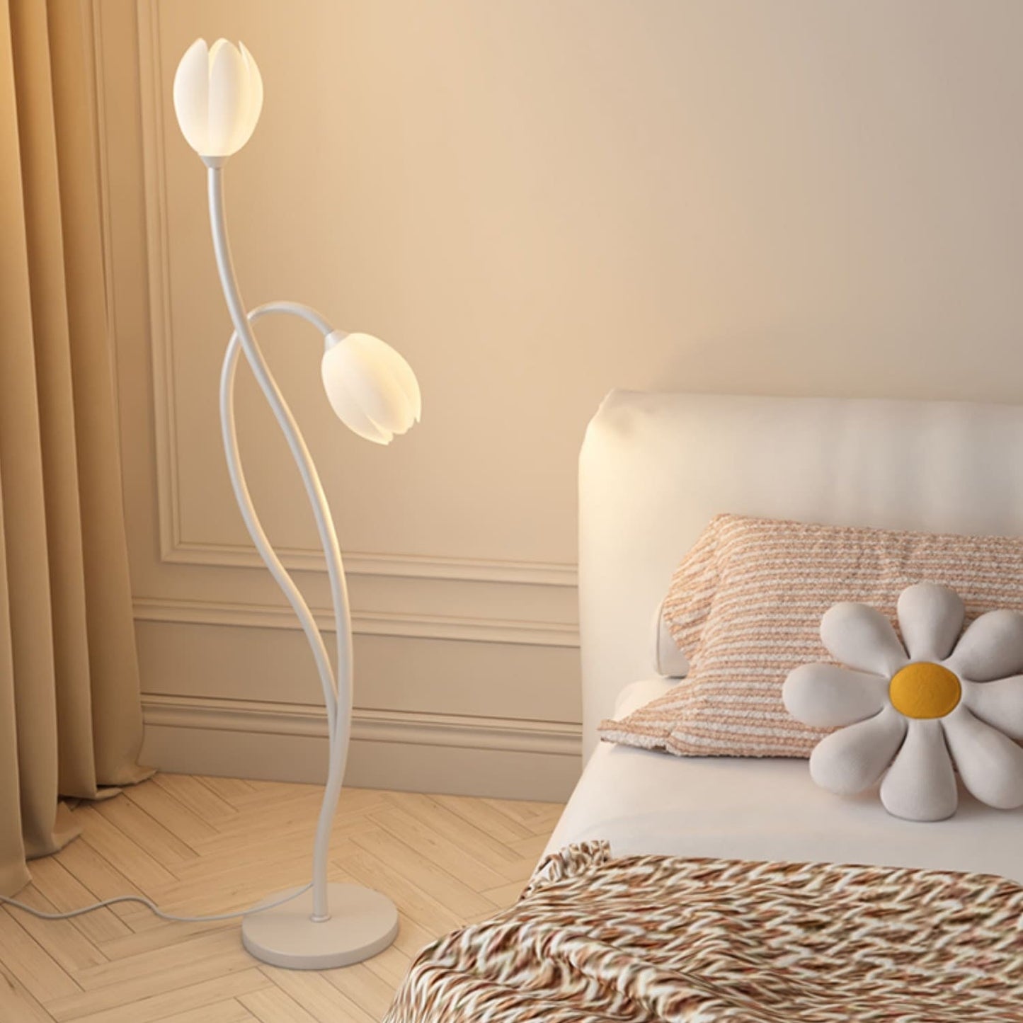 Floor Lamp Metal Flower Modern Sculptural Design | Mantora