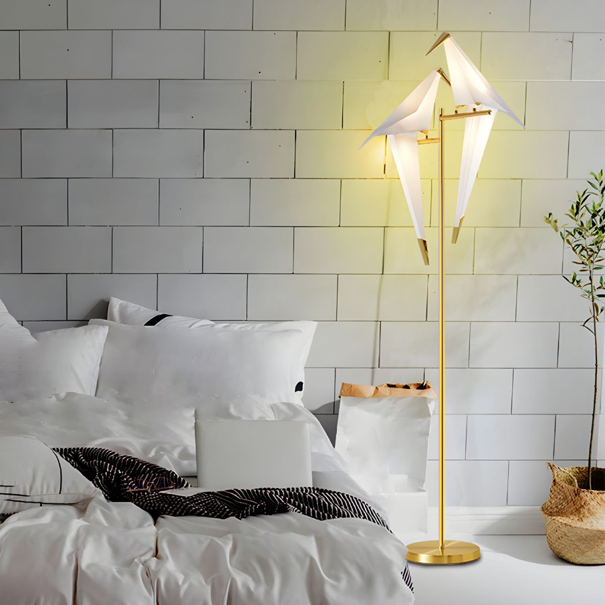 Floor Lamp Metal LED Bird Shape for Modern Interiors | Adiora