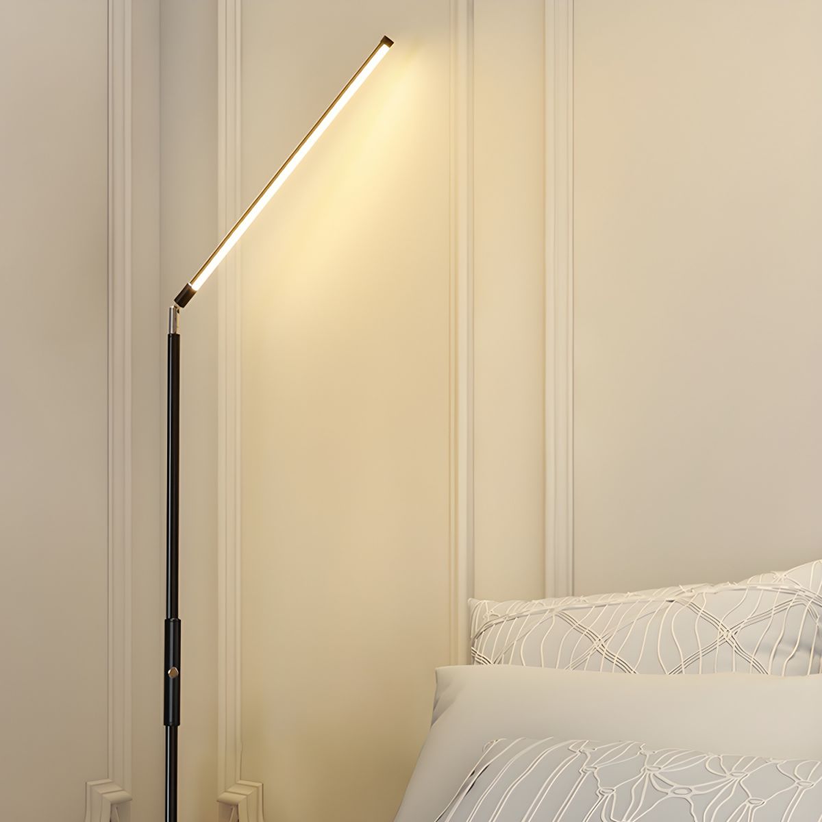 Floor Lamp Metal Linear Design Modern Living | Renivo