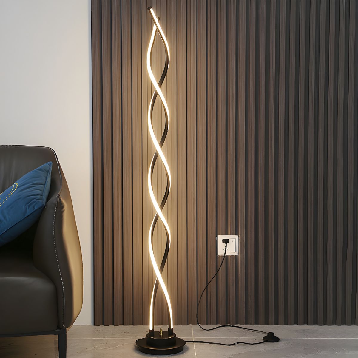 Floor Lamp Metal Linear Modern Design | Vareli