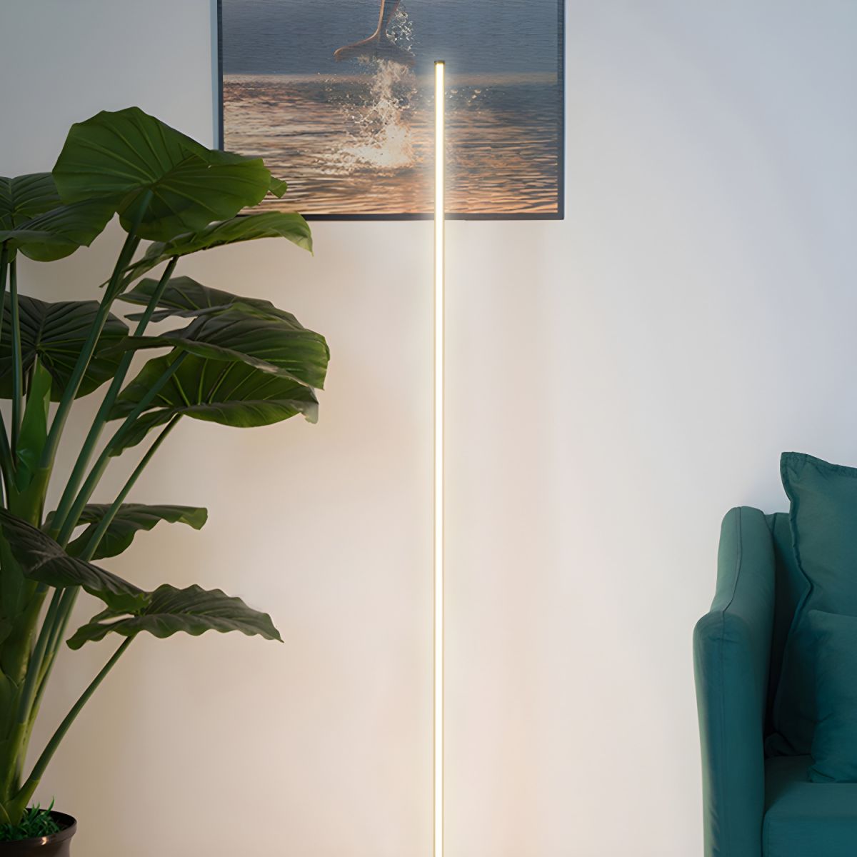 Floor Lamp Metal Linear Shape Modern Design | Varelo