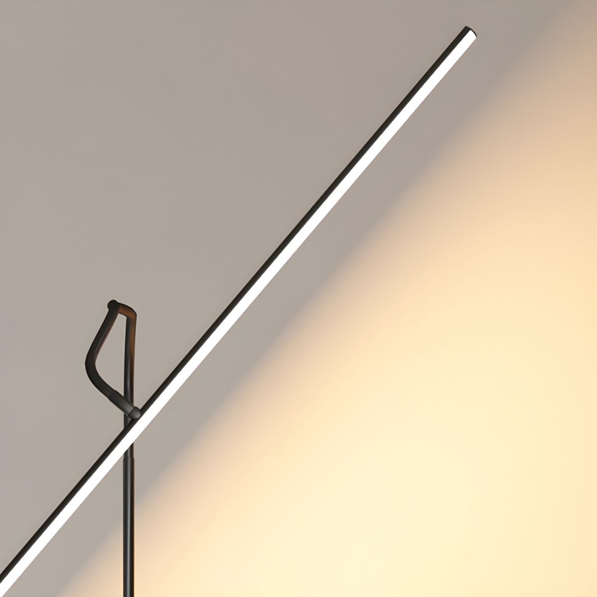 Floor Lamp Metal Tube Modern Design | Carivo