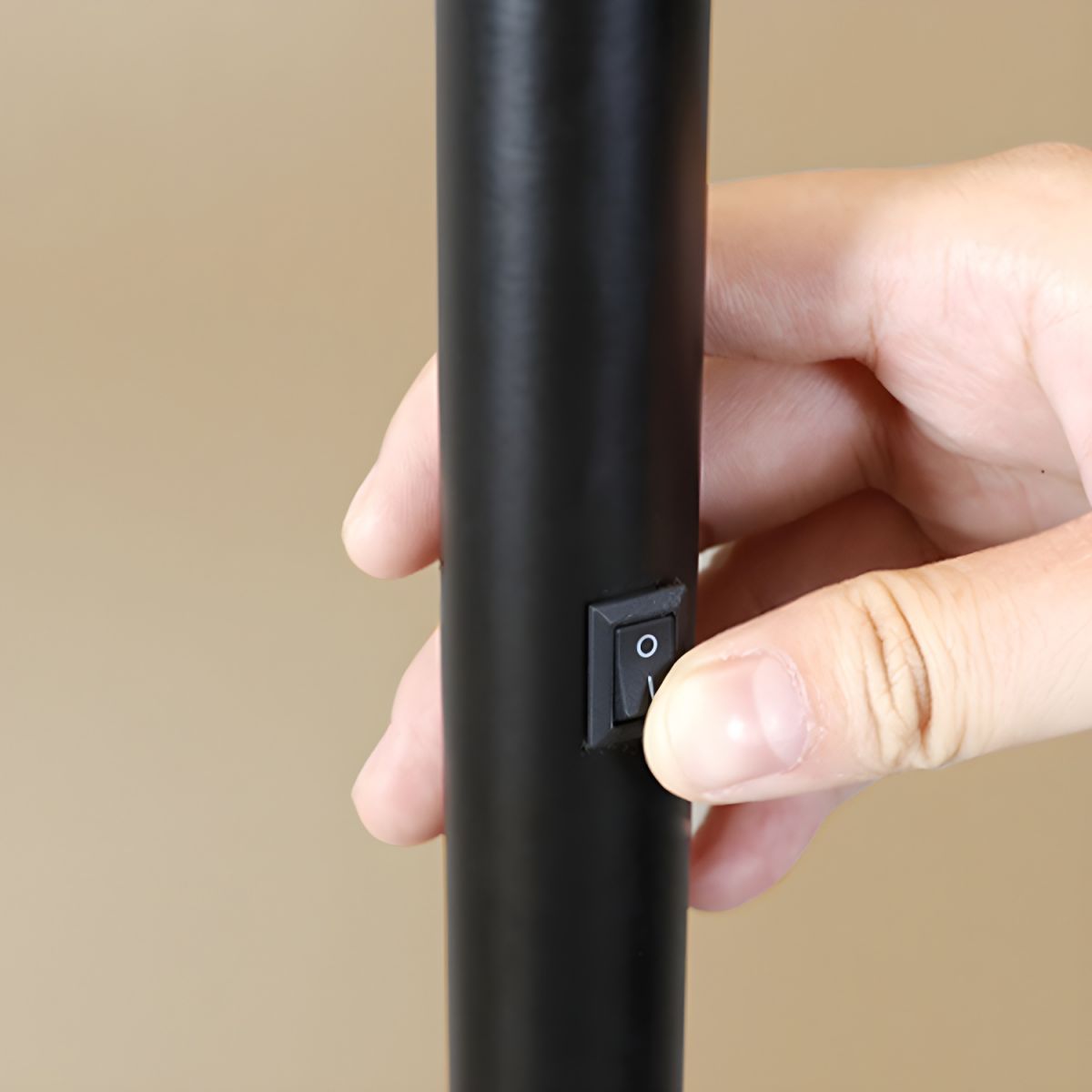 Floor Lamp Metal Tube Modern Design | Carivo