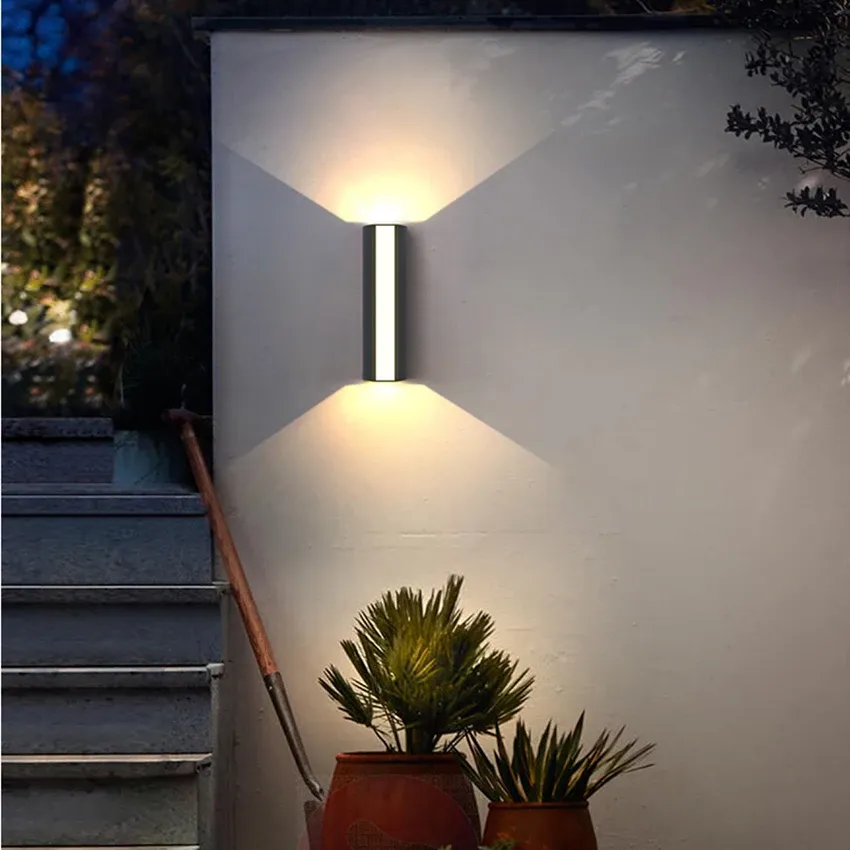 Outdoor Light LED Outdoor Wall Light Tube Minimalist | Brilora