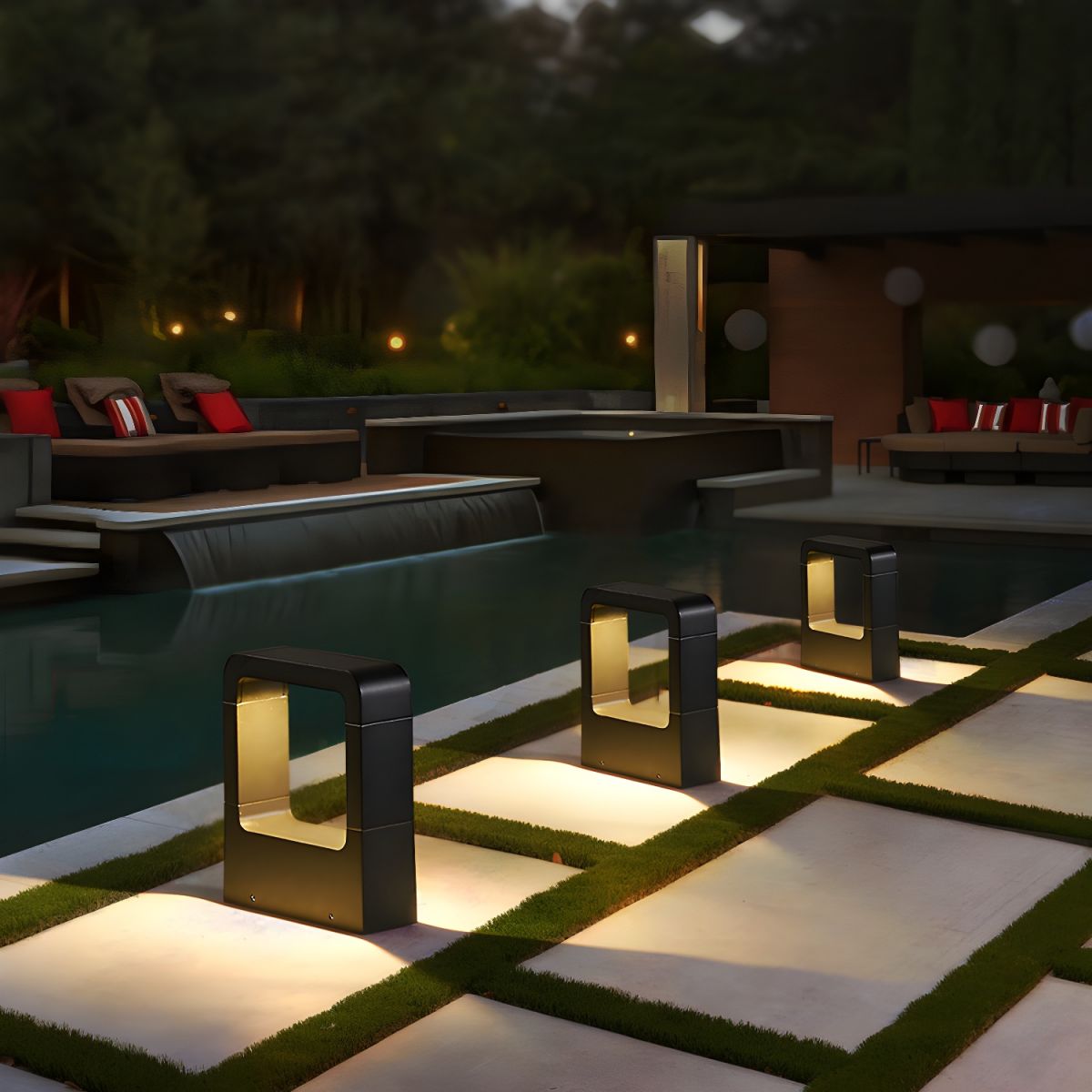 Outdoor Light Metal Pillar with Glass Shade | Clyvon