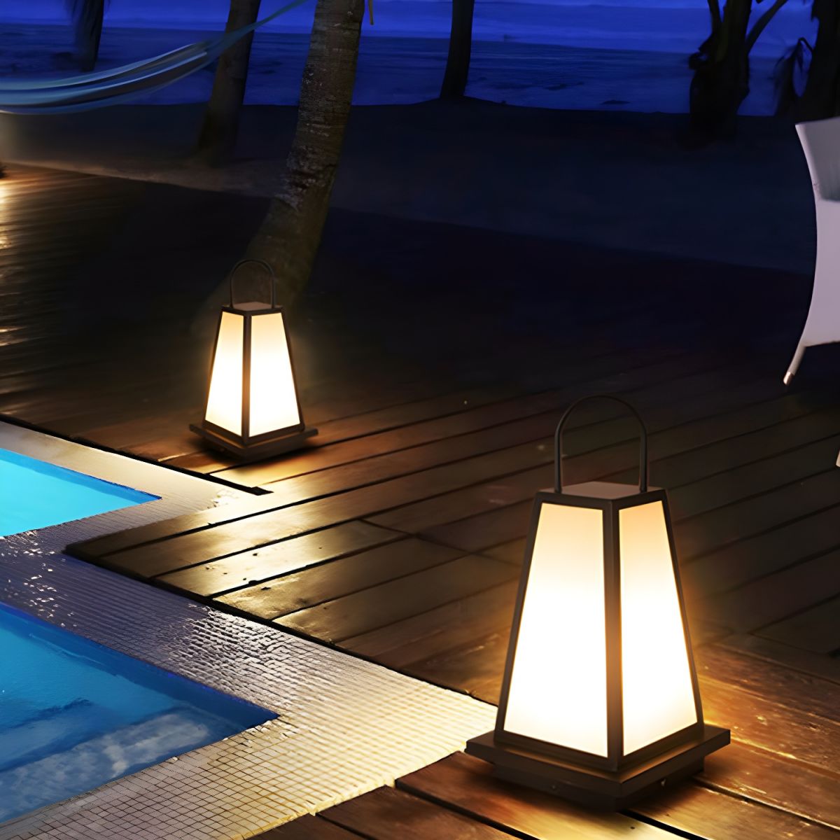 Outdoor Light Pillar Lamp Metal Solar Waterproof | Zarvio