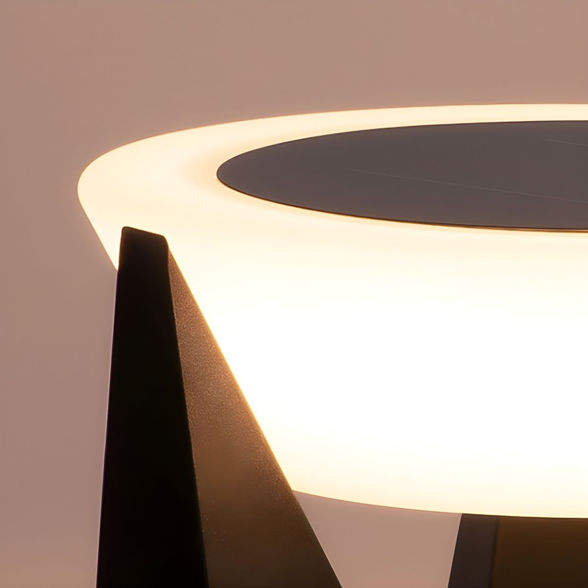 Outdoor Light Round Metal Solar Contemporary Pillar | Solano