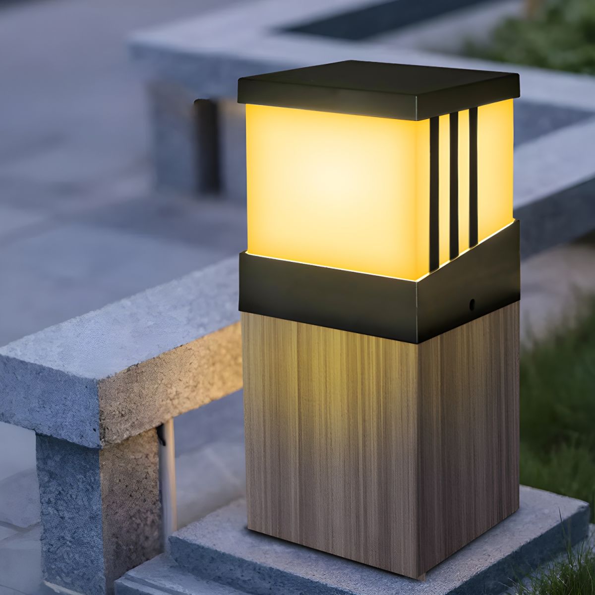 Outdoor Light Solar Cube in Modern Style | Xavira