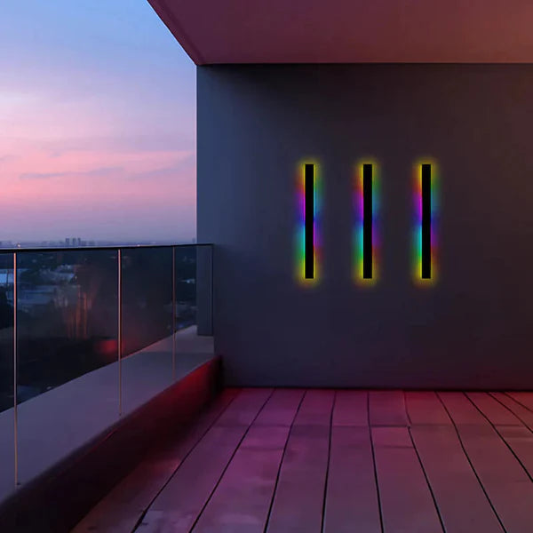 Outdoor Wall Light LED Linear Black for Garden Use | Silexa