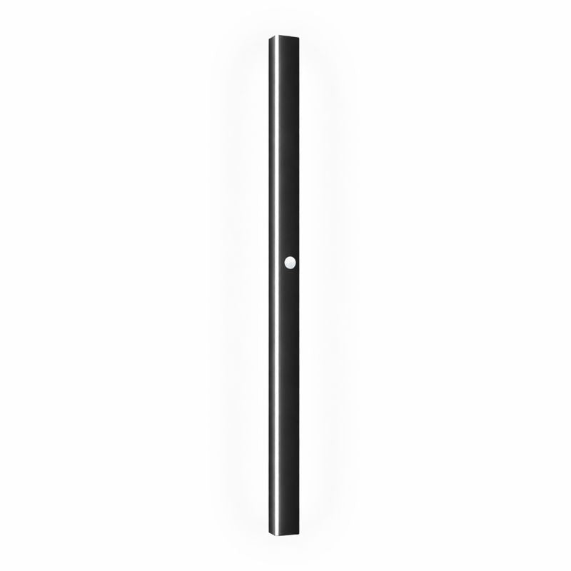 Outdoor Wall Light LED Linear Black for Garden Use | Silexa