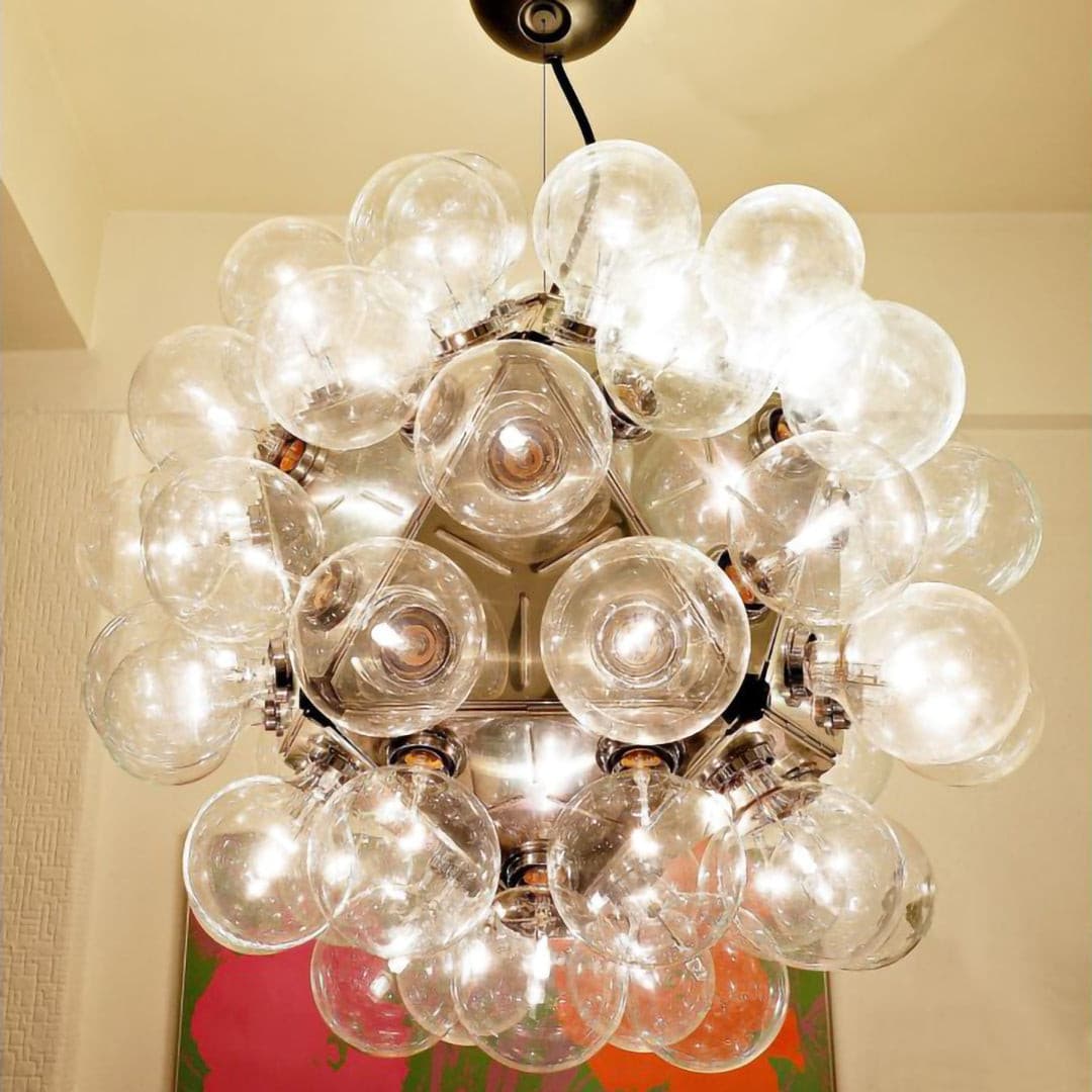 Pendant Light Glass Globe for Modern Interior Use | Taraxa