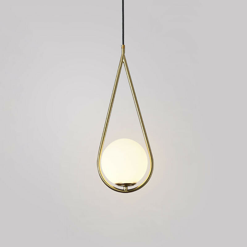 Pendant Light Gold Finish in Nordic Style | Verdura