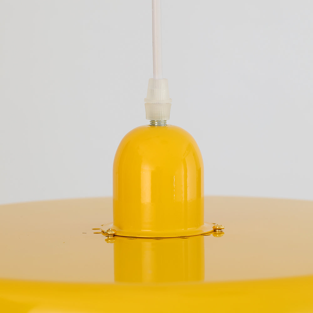 Pendant Light Iron Bauhaus Style for Modern Interiors | Vinero