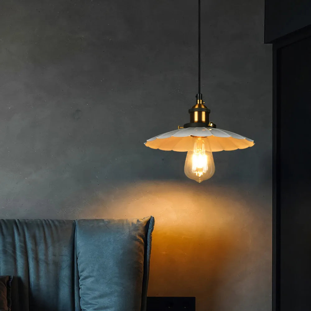 Pendant Light Iron Frame in Nordic Style | Ruvian