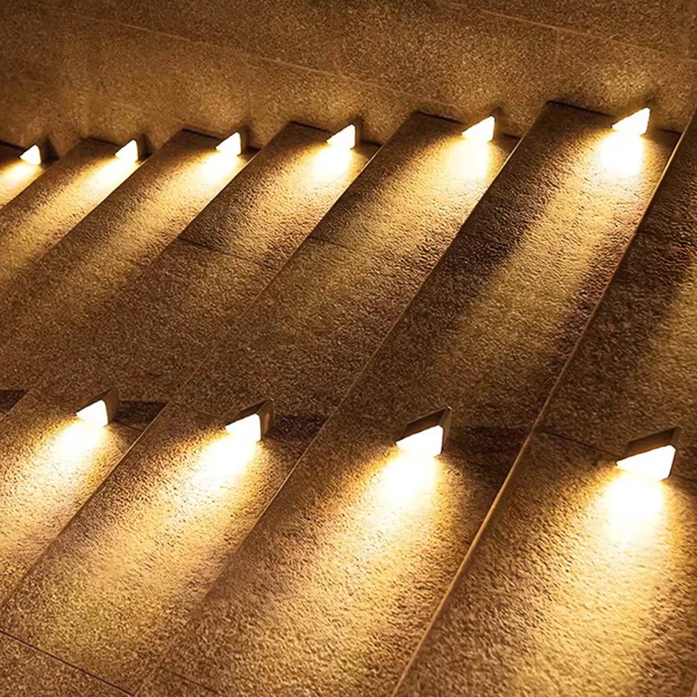Solar LED Stair Light Warm White Outdoor | Solarra