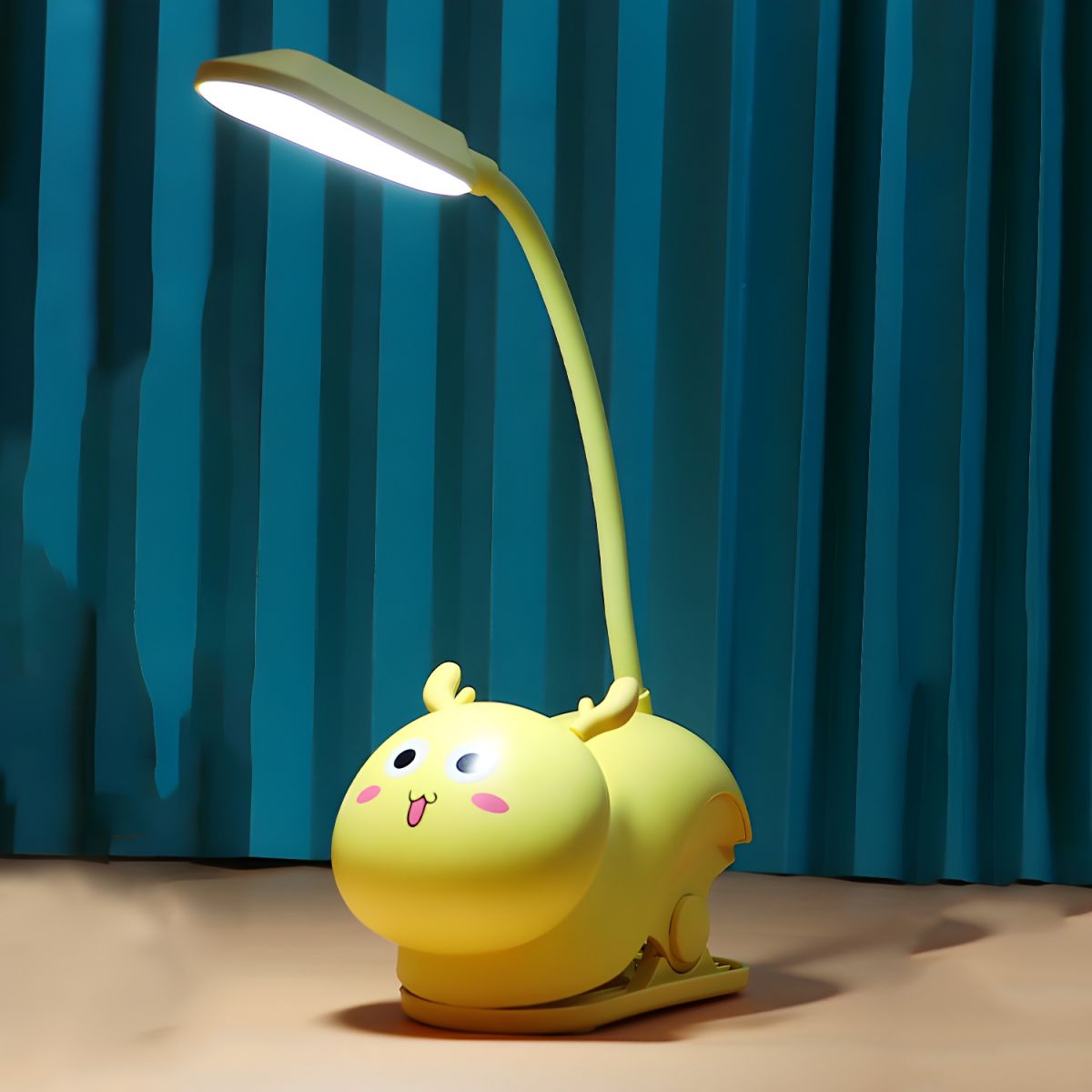 Table Lamp USB Recharge Compact Modern Style | Valeno
