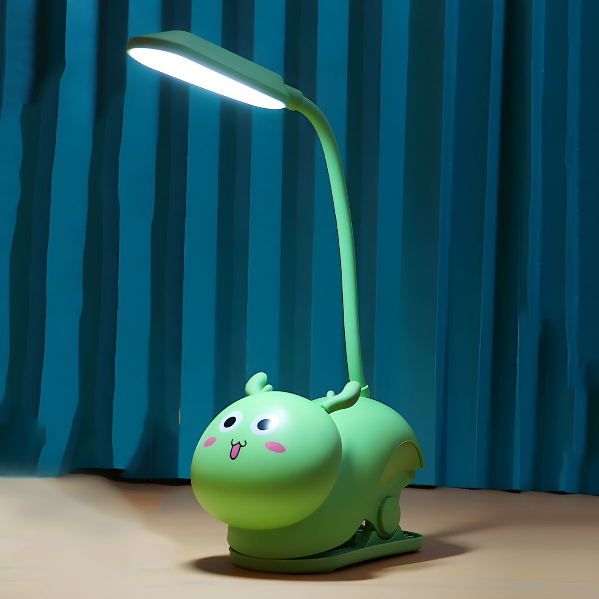 Table Lamp USB Recharge Compact Modern Style | Valeno