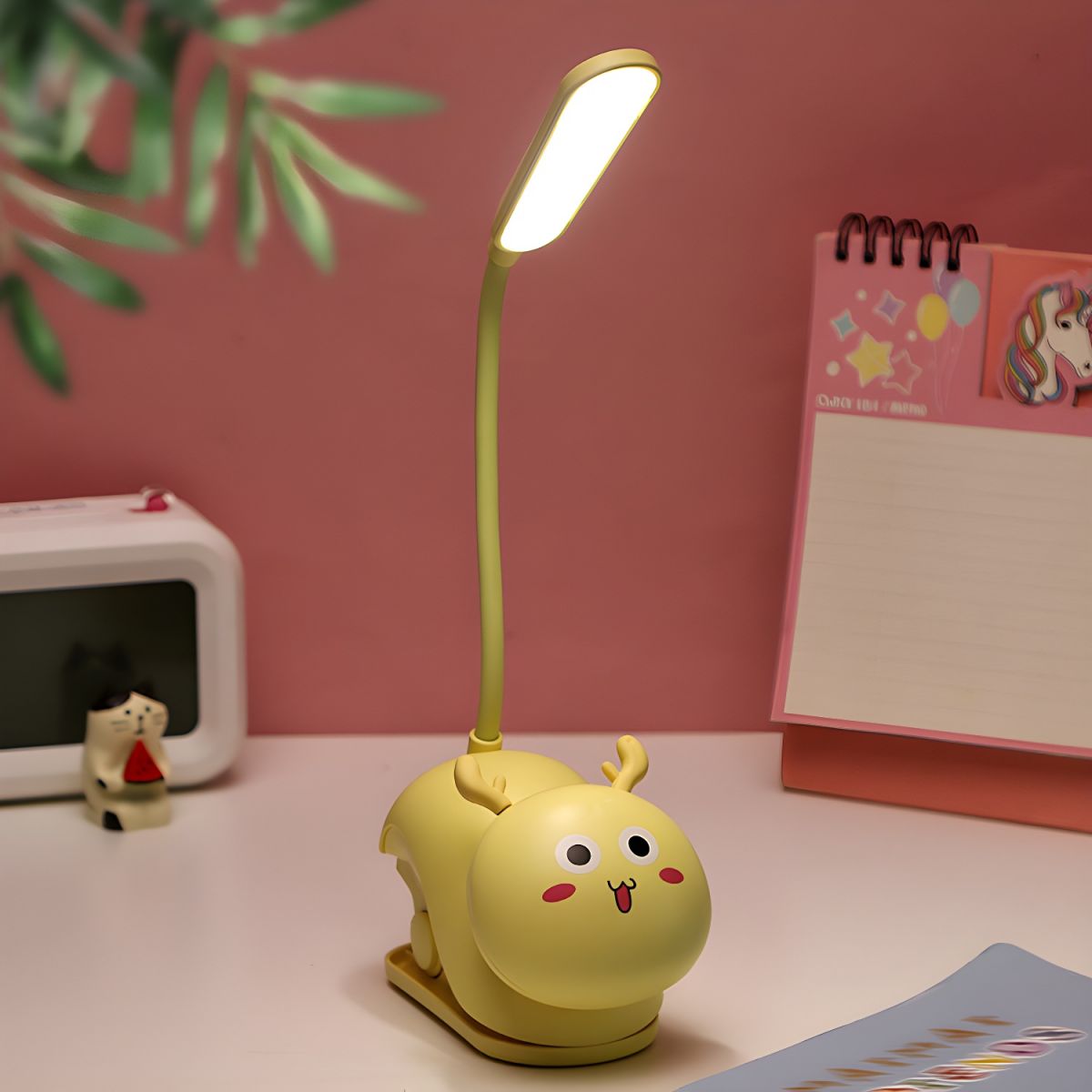 Table Lamp USB Recharge Compact Modern Style | Valeno