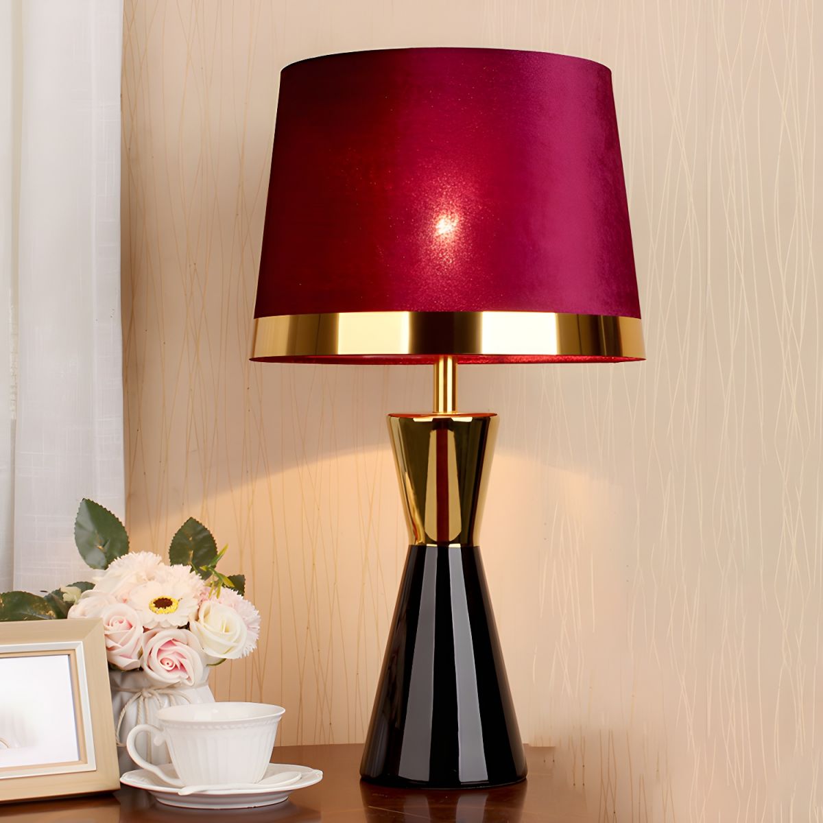 Table Lamp with Ceramic Base Modern Cone Shade | Averro