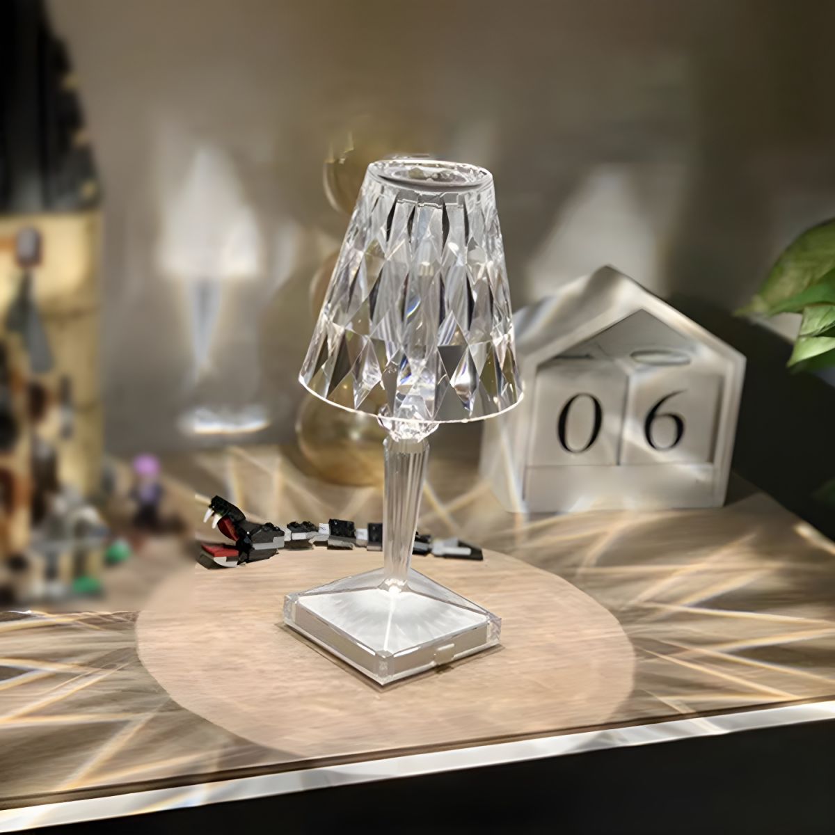 Table Lamp with Colourful LED Modern Style | Arivon
