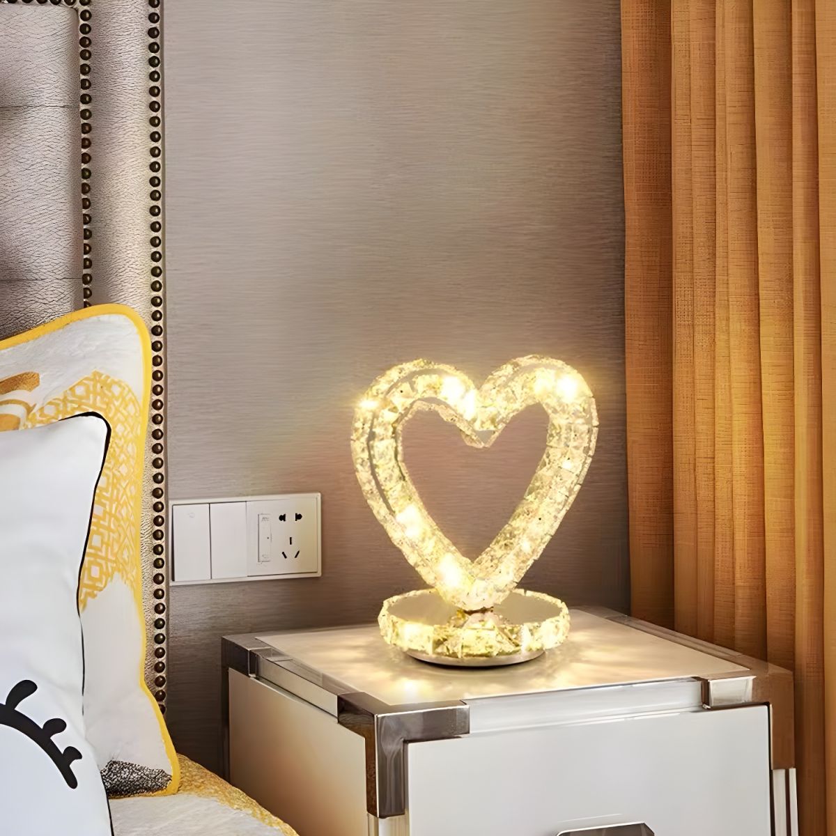 Table Lamp with Crystal Shades Modern Ambient Light | Veylorn