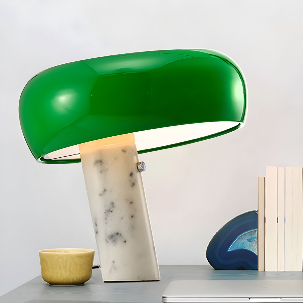 Table_Lamp_with_Dome_Shade_Nordic_Modern_Design_Norvio_