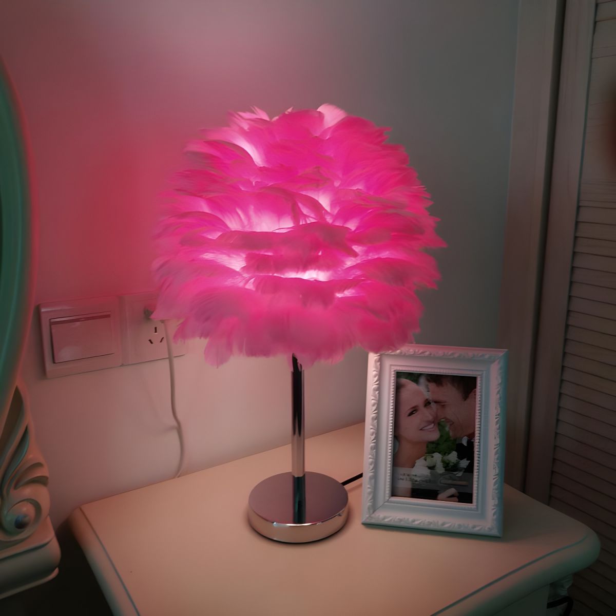 Table Lamp with Feather Shade Modern Bedside | Felira
