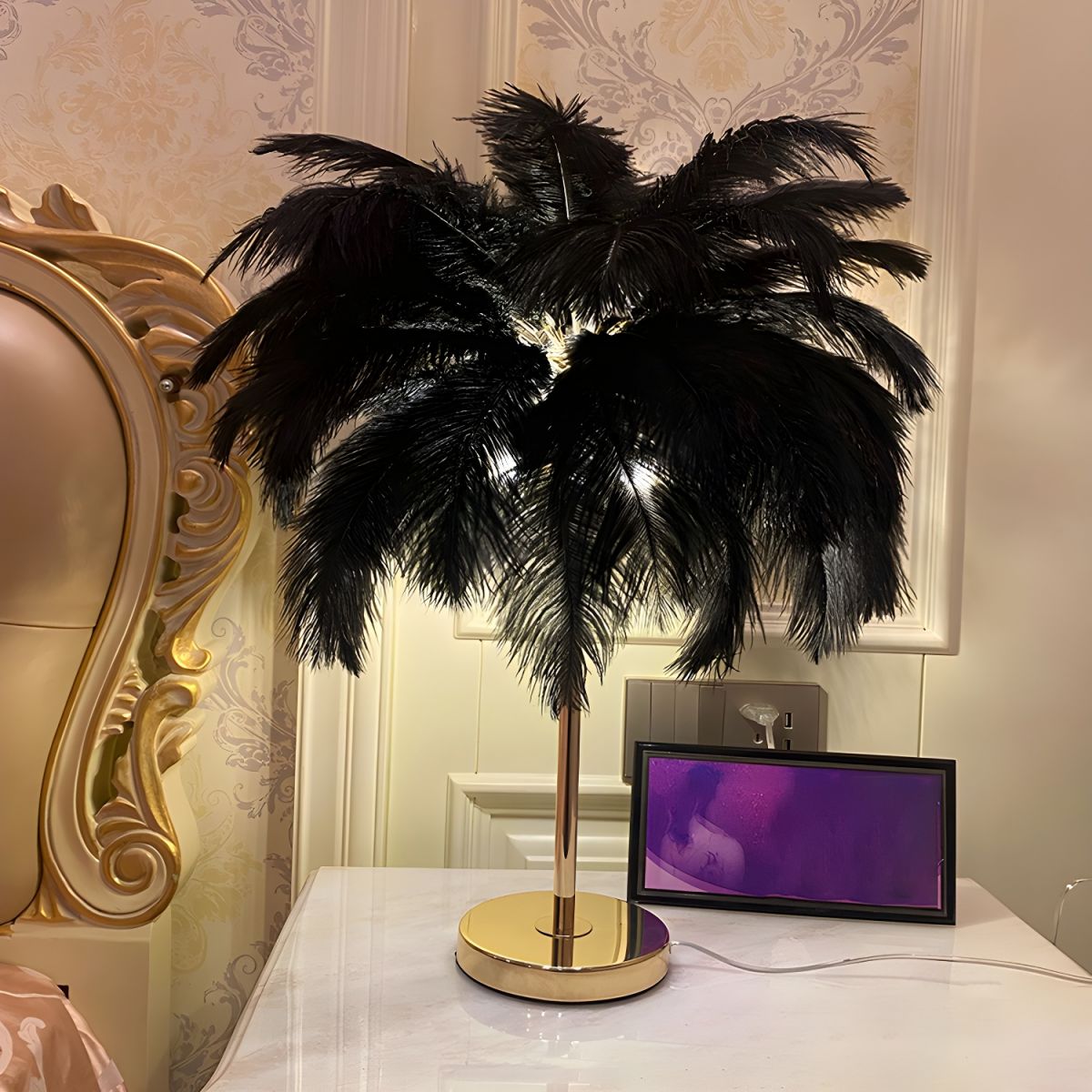 Table Lamp with Feather Shade Modern Design | Mariven