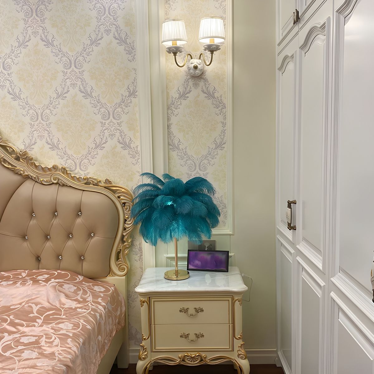 Table Lamp with Feather Shade Modern Design | Mariven
