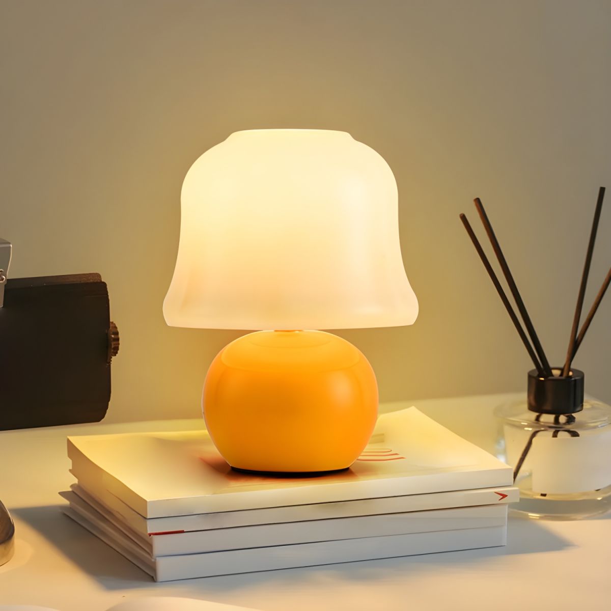 Table Lamp with Glass Shade Modern Living Room | Ceravio