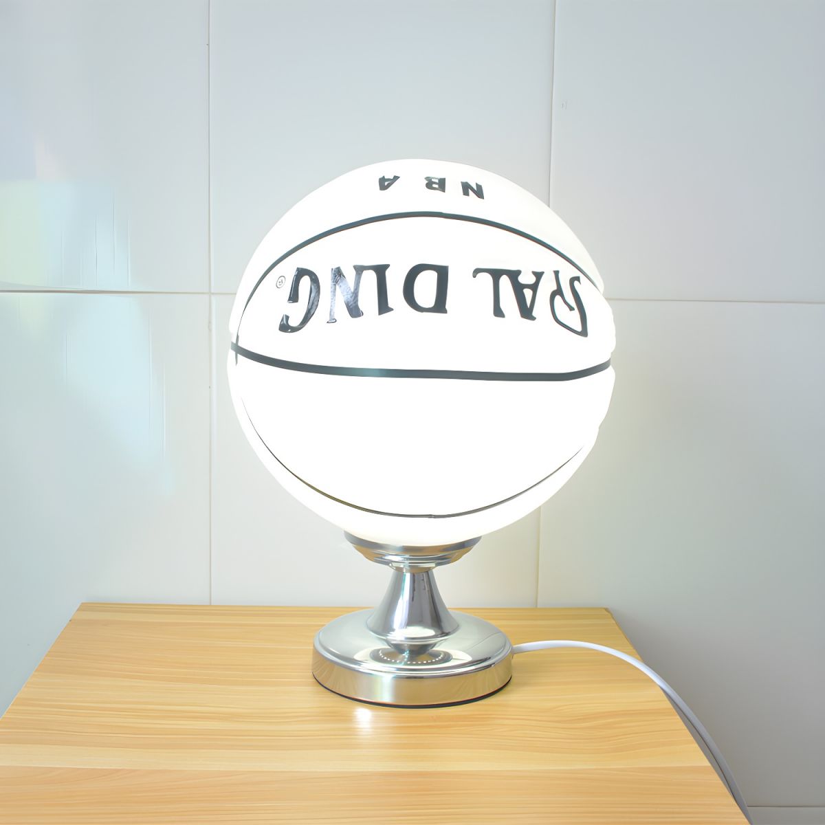 Table Lamp with Glass Shade Sport Style | Baskoro