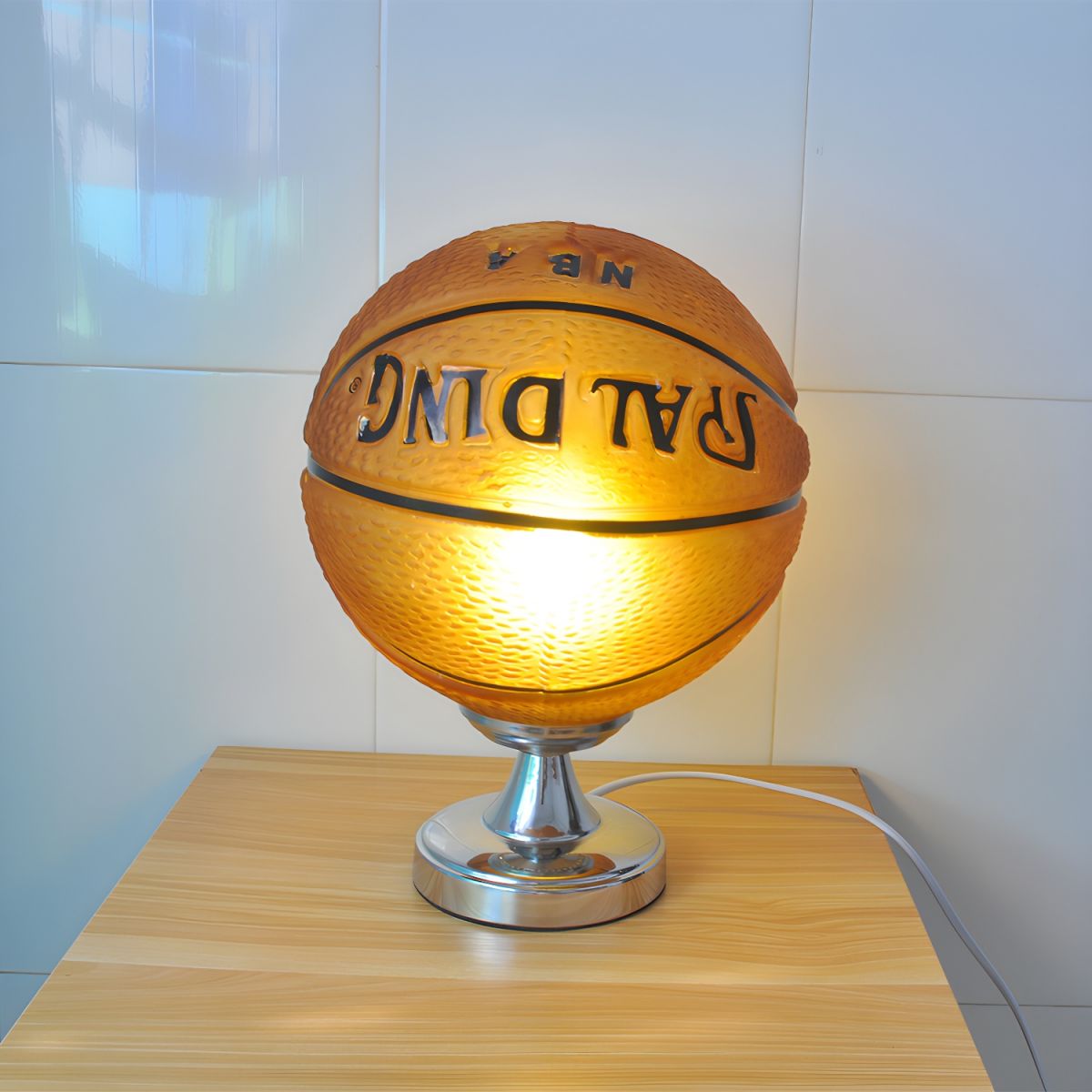 Table Lamp with Glass Shade Sport Style | Baskoro