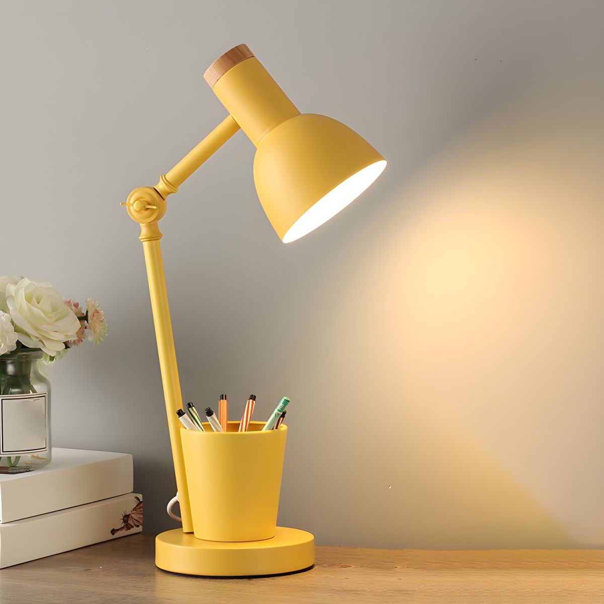 Table Lamp with Metal Shade Nordic Desk Pen Holder | Ferivo