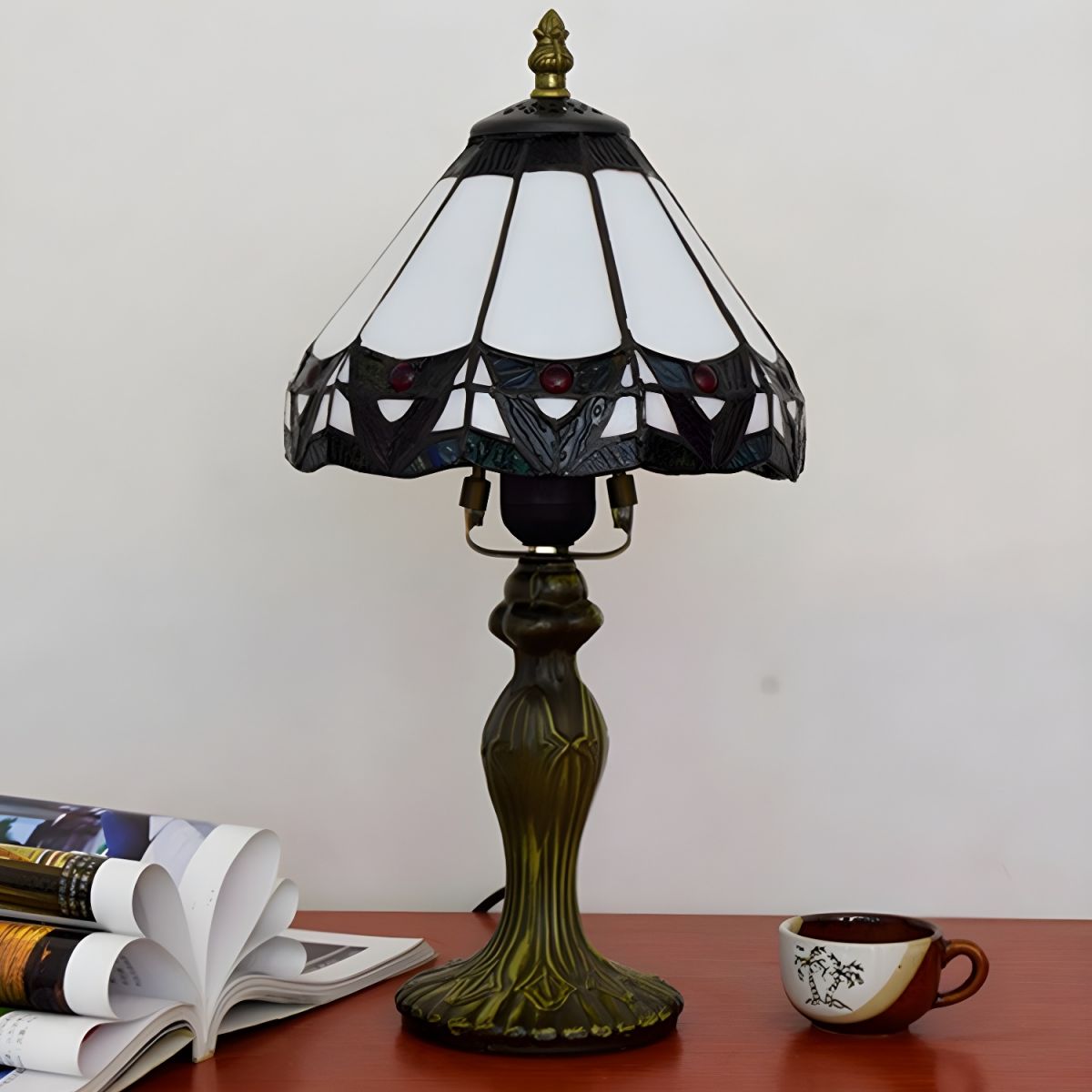 Table Lamp with Stained Glass Conical Shade Tiffany Style | Calviro