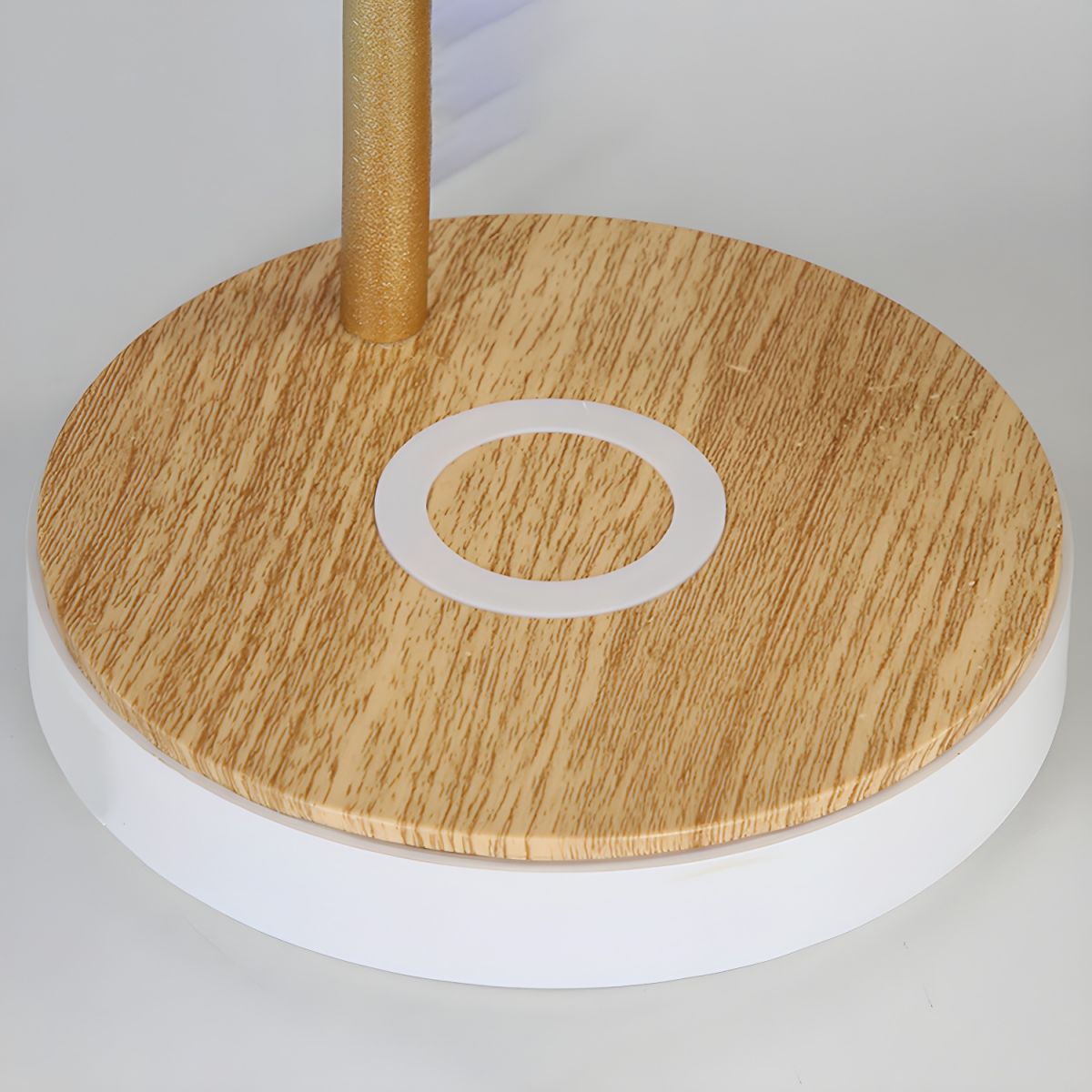 Table_Lamp_with_Touch_Dimming_Modern_Circle_Design_Cirano_