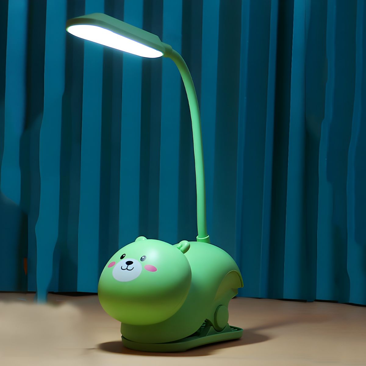 Table Lamp with USB Recharge Modern Style | Lunarex