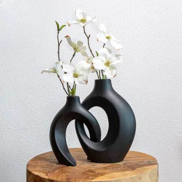 Vase Ceramic Intertwined Design for Modern Interiors | Zoreli