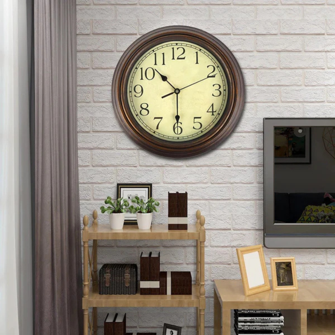Wall Clock Retro Design for Living Room | Tavora