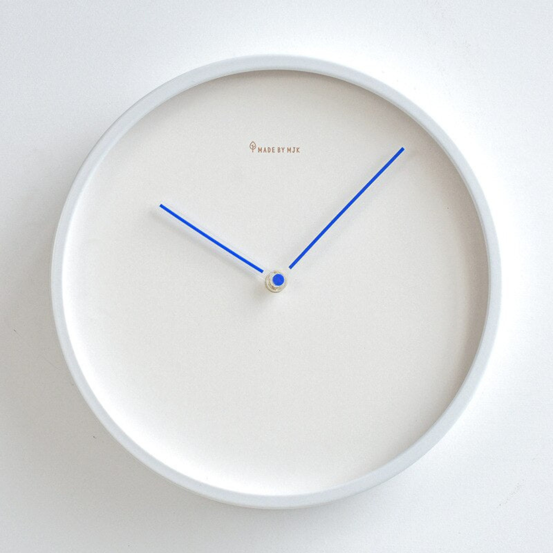 Wall Clock Scandinavian Minimalist Design | Loravi