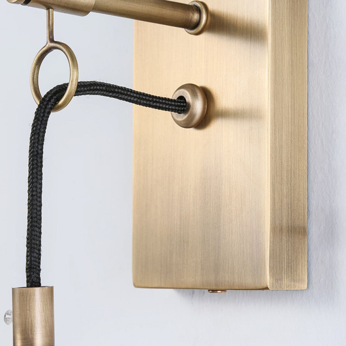 Wall Light Brass Glass for Nordic Interiors | Larexa