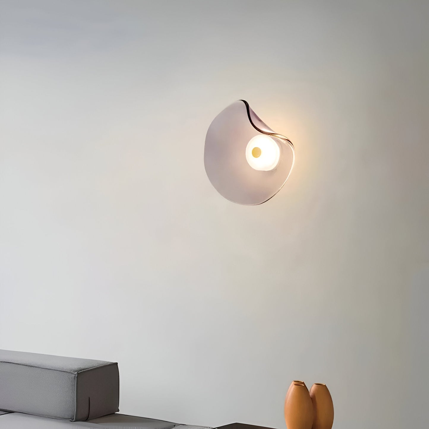 Wall Light Curved Glass in Nordic Japandi Style | Lysaro