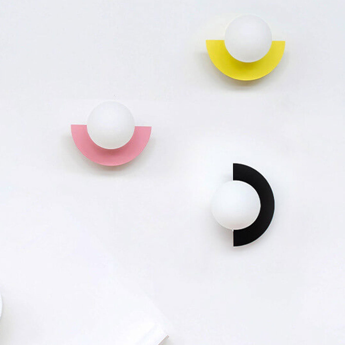 Wall Light Glass Globe Modern Wall Design | Valerno