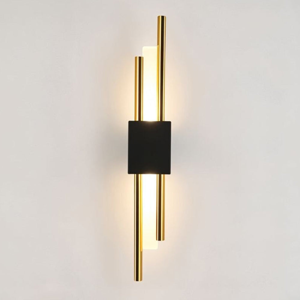 Wall Light Iron Acrylic in Modern Minimalist Style | Denaro