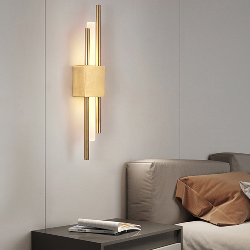 Wall Light Iron Acrylic in Modern Minimalist Style | Denaro