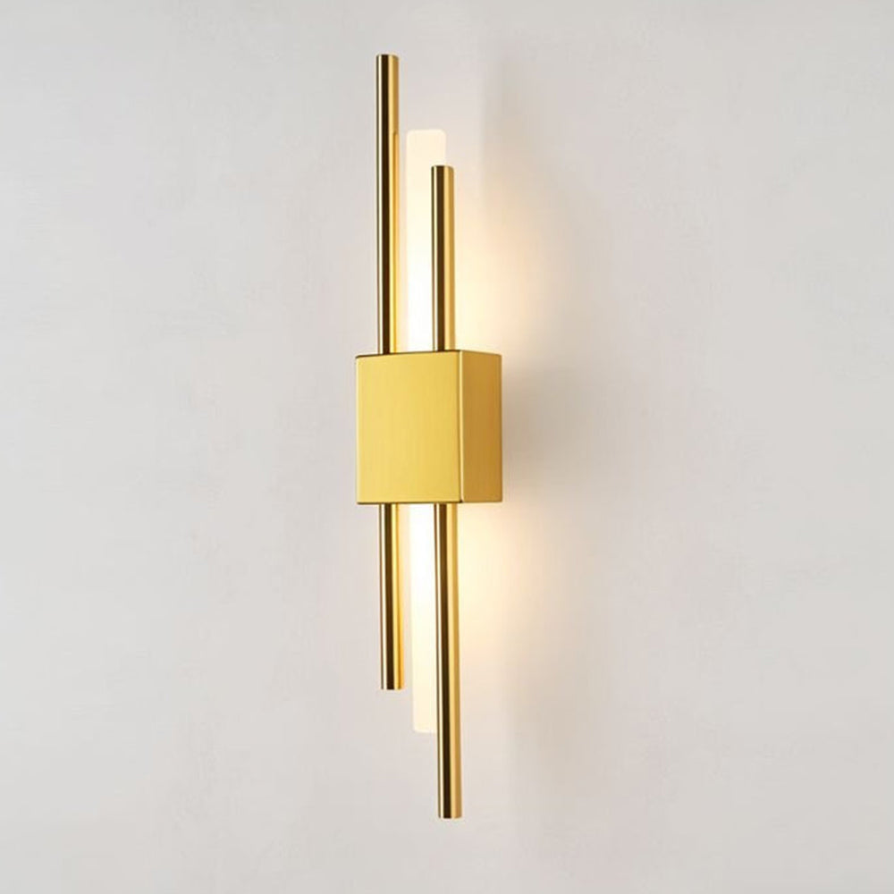 Wall Light Iron Acrylic in Modern Minimalist Style | Denaro