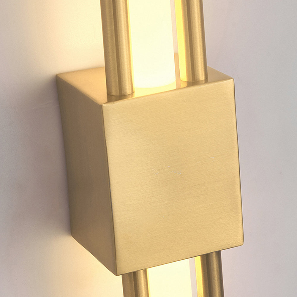 Wall Light Iron Acrylic in Modern Minimalist Style | Denaro