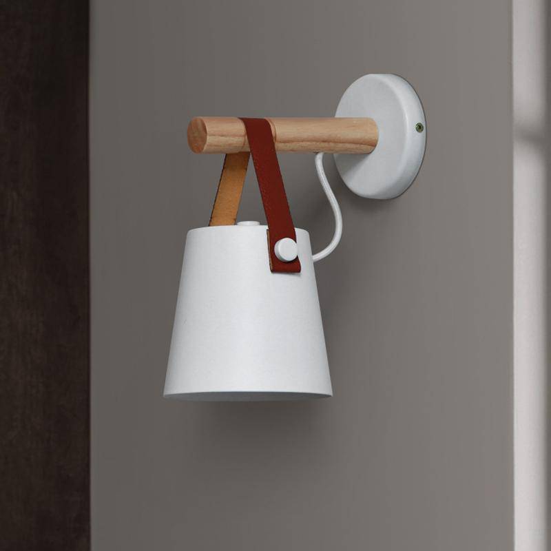 Wall Light Wood LED in Scandinavian Style | Kelvio