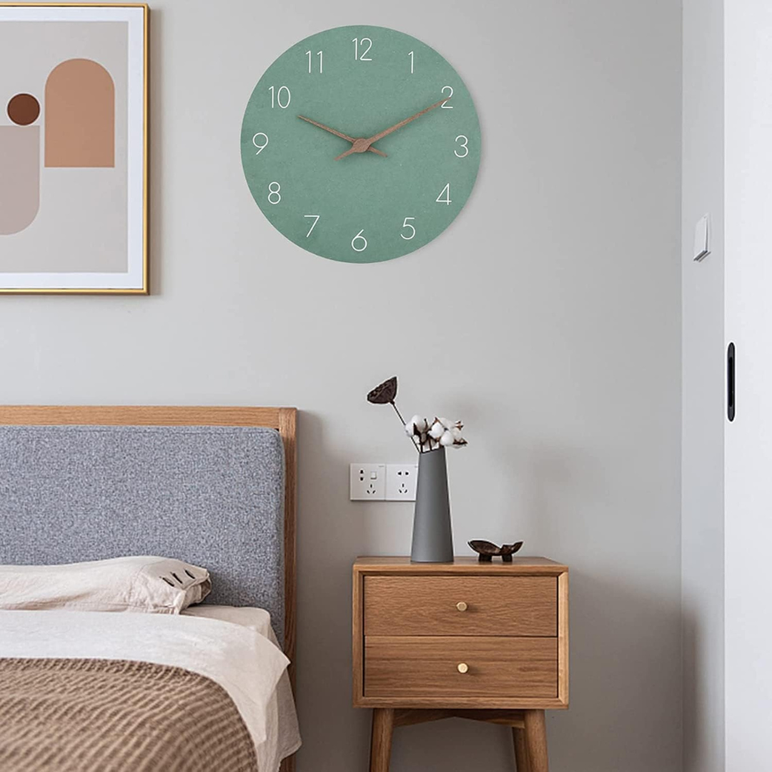Wall clock wood with silent movement and minimalist design | Solven
